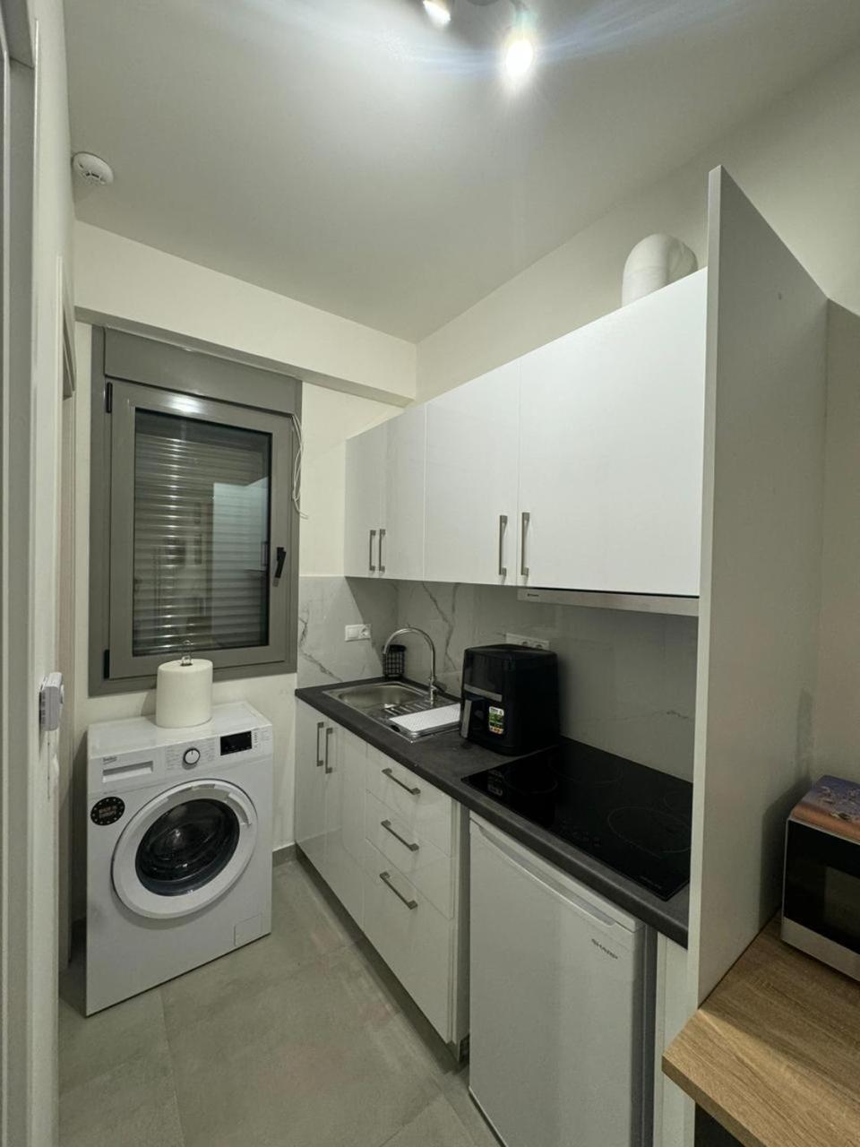 Cozy Near Concert Hall Apartment *